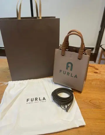 훌라 토트 사선 2way 타입 가죽 타입 미사용 새상품