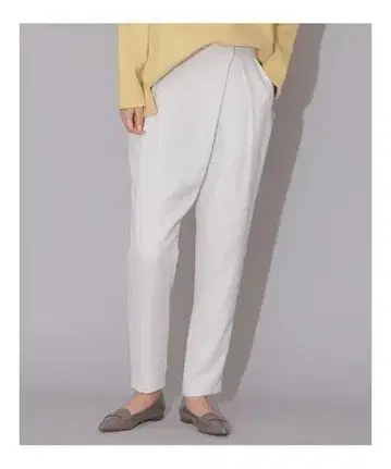 정가 8,800엔 새상품 내추럴 뷰티 베이직 아시메디틸 팬츠