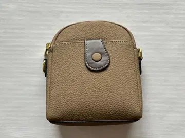 베이지 합성 피혁 숄더백