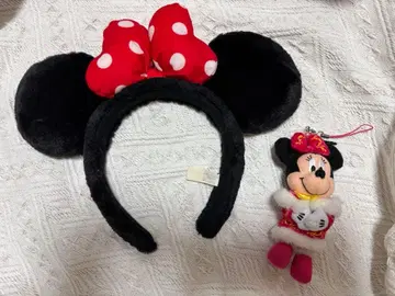 미니 마우스 머리띠와 봉제 인형 스트랩