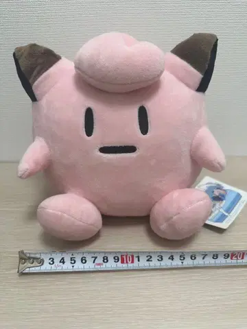 리리에가 소중히 여기는 픽시 인형 봉제 인형