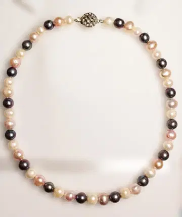 [ 새상품급 ] 화이트, 핑크, 블랙 3가지 색상의 담수 진주 목걸이