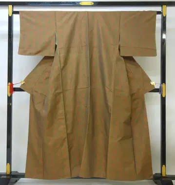 새상품급 중고  기하학 패턴 브라운 옐로우 그린 계열 N71210-14