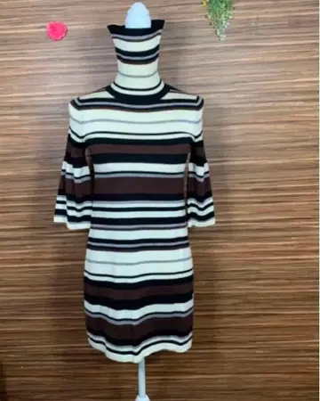 KNOW BEANS 노빈즈 니트 하이넥 원피스 S 상당