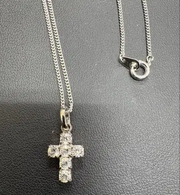 아가타 크로스형 목걸이