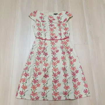 TOCCA 꽃무늬 슬리브리스 원피스 사이즈 0