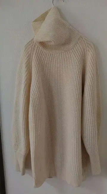 새상품급 (저널 스탠다드) 터틀 풀오버 (내추럴) 프리 사이즈