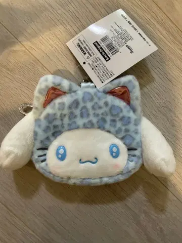 [새상품] 산리오 시나몬 갸루 고양이 파우치 백참 체인