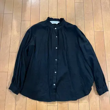 MidiUmi 블랙 프릴 셔츠