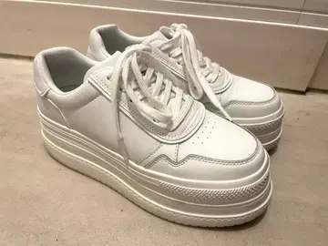 ORiental TRaffic 오리엔탈 통굽 로우컷 스니커즈