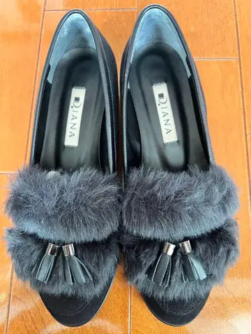 다이애나 퍼 플랫슈즈 21.5cm