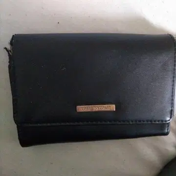 COAST TO COAST 이단 접이식 지갑 블랙