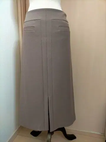 그레이 슬릿 타이 트 스커트