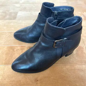 다이애나 가죽 숏부츠 24 블랙