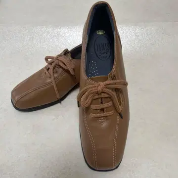 새상품 24.5 4E JANIS Comfy 쟈니스 컴포트 슈즈