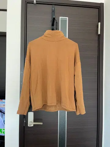 DANSKIN 솔라 컴포트 웜 롱 슬리브 하이넥 M