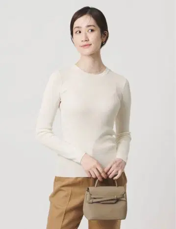 유나이티드 애로우즈 실크 리브 크루넥 니트