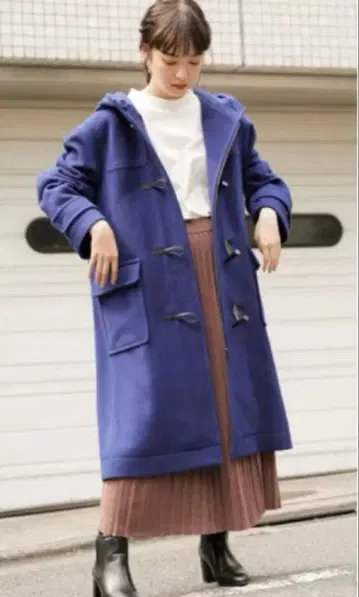 LOWRYS FARM 메리노 빅 더플 코트