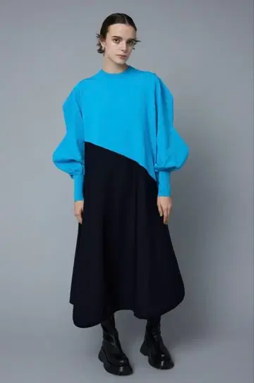 해린 도트 사이 비대칭 헴 니트 드레스 원피스