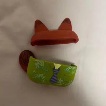 주토피아 닉 AirPods pro2 케이스