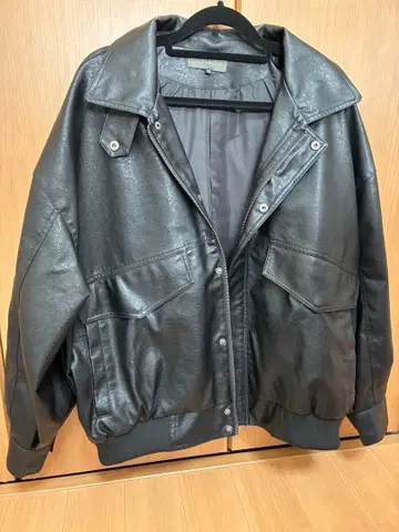 clel 인조 가죽 블루종 집업 후드티