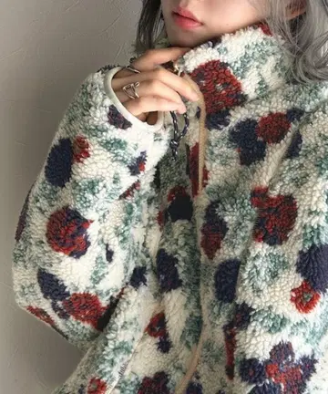 classical elf 자카드 무늬 오버 사이즈 보아 블루종 아이보리