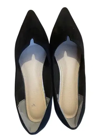 블랙 스틸레토 플랫슈즈 관광 장례식