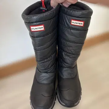 HUNTER 블랙 퀼팅 부츠