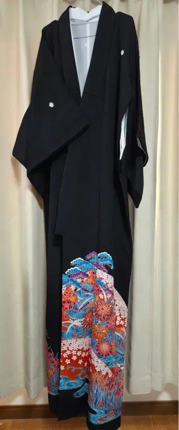 순수 실크 블랙 전통 예복 기모노 다섯 문양 히요쿠츠키 톨 사이즈