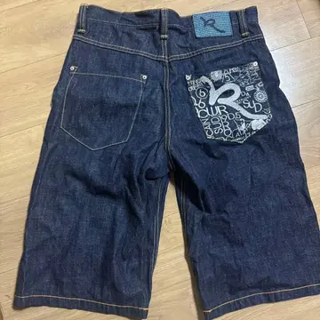 ROCA WEAR 다크 데님 숏팬츠