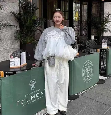 bibiy ANGELICA SWEATSHIRT