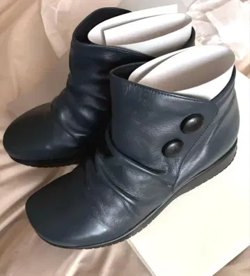 미스 쿄코 Miss Kyouko 부티 미사용 24.5 숏부츠