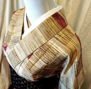 코몬 기모노 기하학 패턴 베이지 주홍색