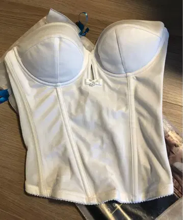 브라이덜블룸 화이트 브라이덜 이너 D70