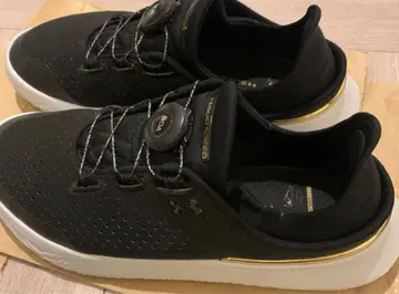 언더아머 슬립 스피도 26.5cm 블랙 골드