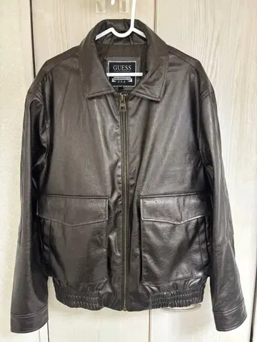 GUESS 다크 브라운 가죽 자켓