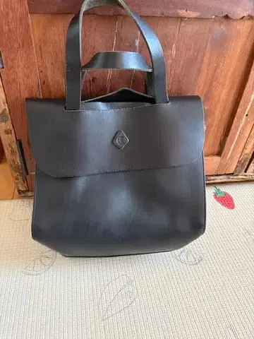 CLEDRAN 플랩 가죽 토트백