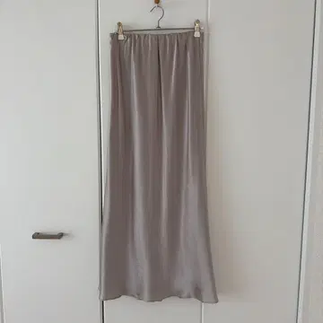 Noble 롱 스커트