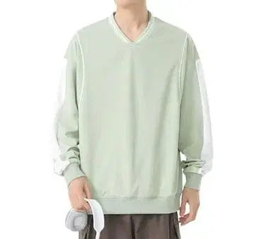 민트 그린 V넥 긴팔 티셔츠