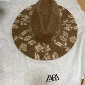 ZARA 택 포함 미사용 새상품 HAT