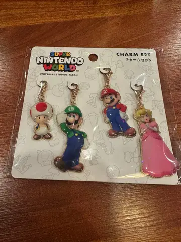 [미개봉 새상품] USJ 한정 마리오 루이지 피치 공주 키노피오 참 세트