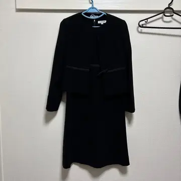 CLOSSH 블랙 원피스 수트