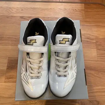 SSK 트레이닝 슈즈 23cm