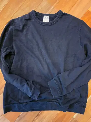 RHC 네이비 맨투맨 L 사이즈