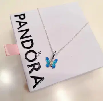 판도라 블루 버터플라이 목걸이