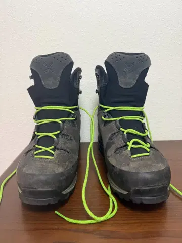 Montura 아웃도어 신발 그레이/라임