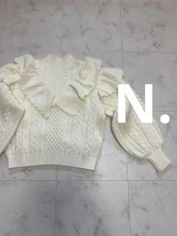 N. 에누도트 프릴 니트 화이트 크롭 니트 겨울 의류 여성용