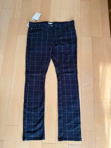 [ 새상품 ] Relation 네이비 체크 무늬 슬림핏 팬츠