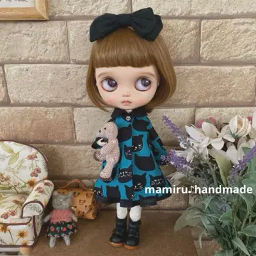 네오 브라이스 아웃핏 초현실적인 블랙 고양이 코트