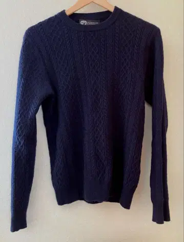 저널 스탠다드 캐시미어 100% 케이블 니트 스웨터